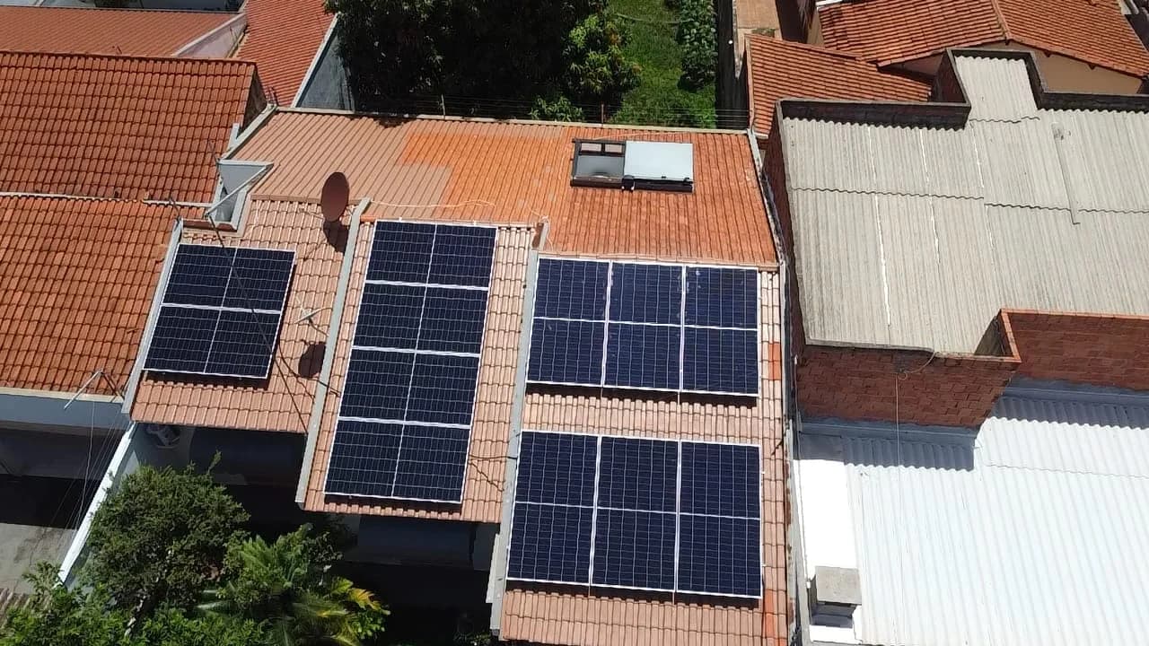 Sistema Residencial 8.3kWp